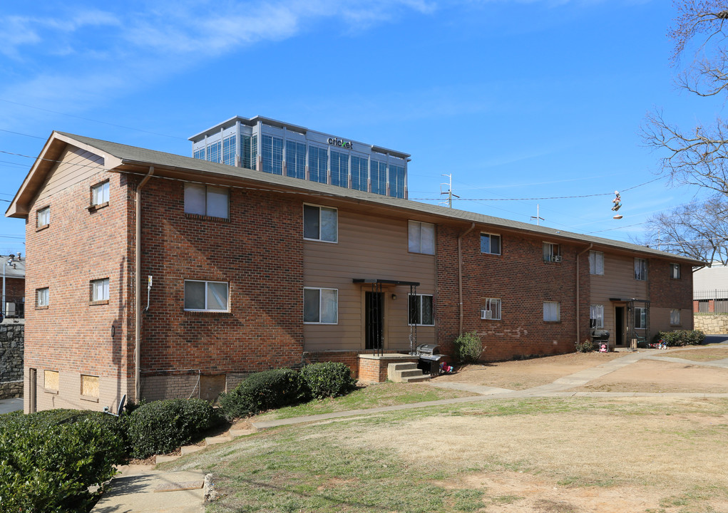 Lindview Apartments in Atlanta, GA - Foto de edificio