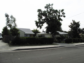 3050-52 54 58 Evelyn Ave in Rosemead, CA - Building Photo - Building Photo