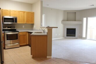 8369 S Independence Cir in Littleton, CO - Building Photo - Building Photo