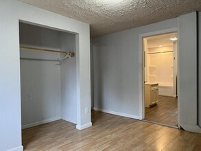 207 W 4th St in Muscatine, IA - Building Photo - Building Photo