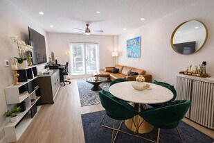 1670 Kettner Blvd in San Diego, CA - Building Photo