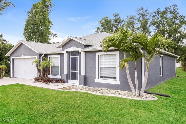 4683 Oakley Rd in North Port, FL - Building Photo - Building Photo