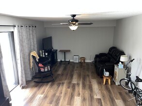 239 Charter Way in West Palm Beach, FL - Building Photo - Building Photo