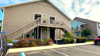 1601 Nectarine St in Fernandina Beach, FL - Building Photo