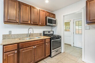 14993 Yucca Ave in Fontana, CA - Building Photo - Building Photo