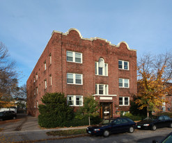 3418 Emerson Ave Apartments