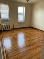 426 78th St in North Bergen, NJ - Building Photo