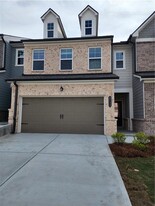 2734 Lou Lou Ln in Buford, GA - Foto de edificio - Building Photo