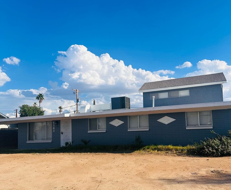 6262 E Calle Silvosa in Tucson, AZ - Building Photo