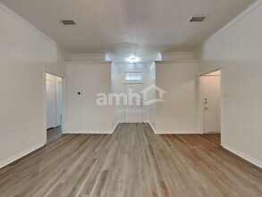 605 Arbor Ln in Burleson, TX - Building Photo - Building Photo