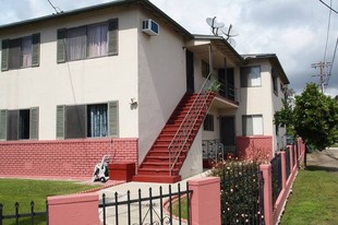 13805 Victory Blvd Apartments