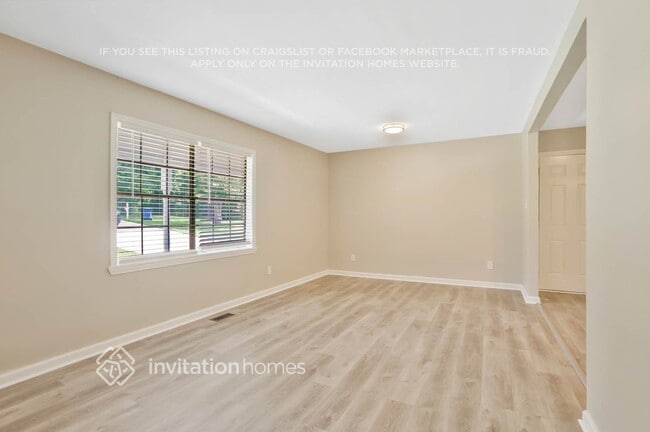 2045 Devore Dr SW in Marietta, GA - Building Photo - Building Photo
