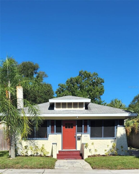 1182 8th St N in St. Petersburg, FL - Building Photo