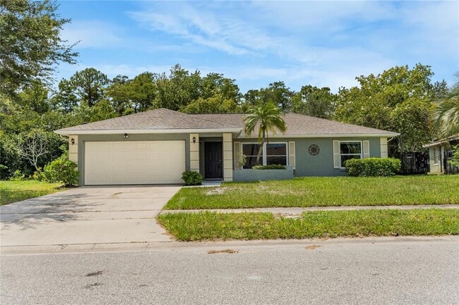 332 Iowa Woods Cir W