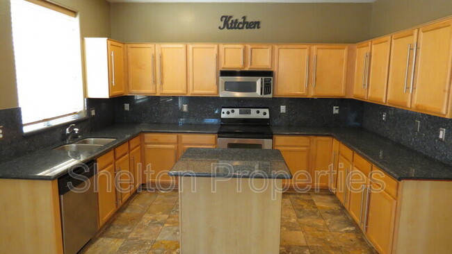 16849 N 172nd Ave in Surprise, AZ - Building Photo - Building Photo