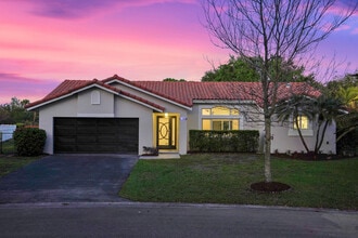 2881 NW 98th Way in Coral Springs, FL - Building Photo - Building Photo