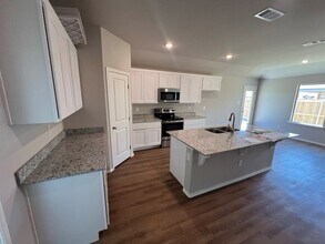 7216 E County Rd 99 in Midland, TX - Building Photo - Building Photo