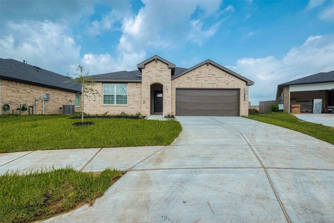 4210 Harvest Creek Cr in Katy, TX - Building Photo