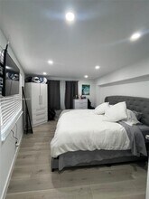 5880 SW 15th St in Plantation, FL - Building Photo - Building Photo