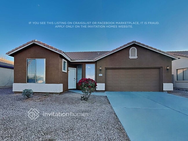 property at 1415 E Pecan Rd