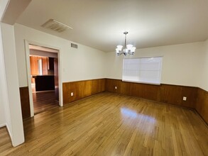 5511 Willowbend Blvd in Houston, TX - Building Photo - Building Photo