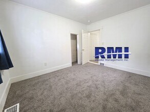 425 S Summit Ave in Bremerton, WA - Building Photo - Building Photo