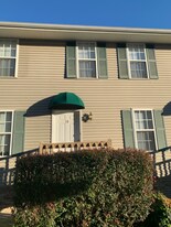 14 Lake Village Ct in Johnson City, TN - Building Photo