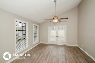 4504 Oxford Rd, Unit Frankford-206 in Birmingham, AL - Foto de edificio - Building Photo