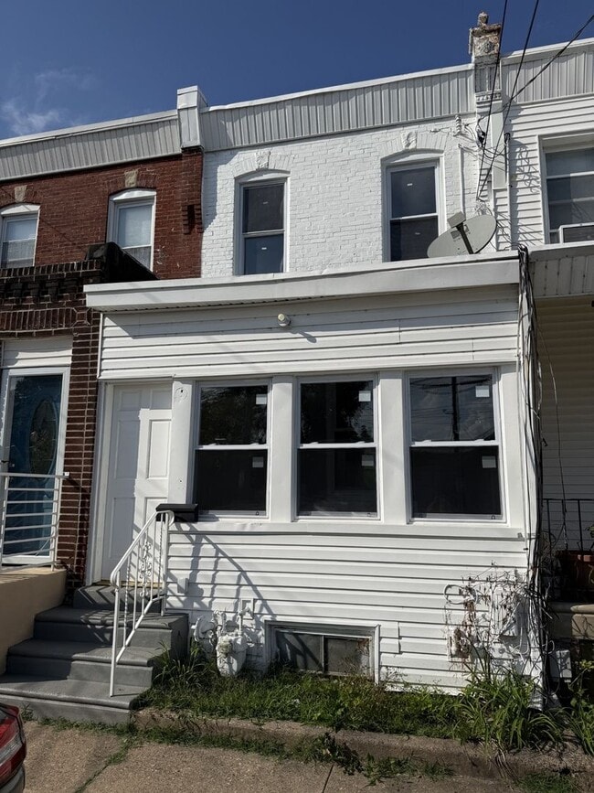 property at 211 Spruce St