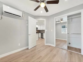 18230 Hartland St in Reseda, CA - Building Photo - Building Photo