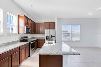 8966 Lower Carrel Cir in Orlando, FL - Building Photo - Building Photo