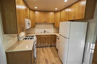 26757 Whispering Leaves Dr in Santa Clarita, CA - Building Photo - Building Photo