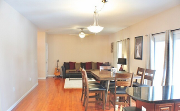 1304 Dulcimer Ln in Grottoes, VA - Foto de edificio - Building Photo