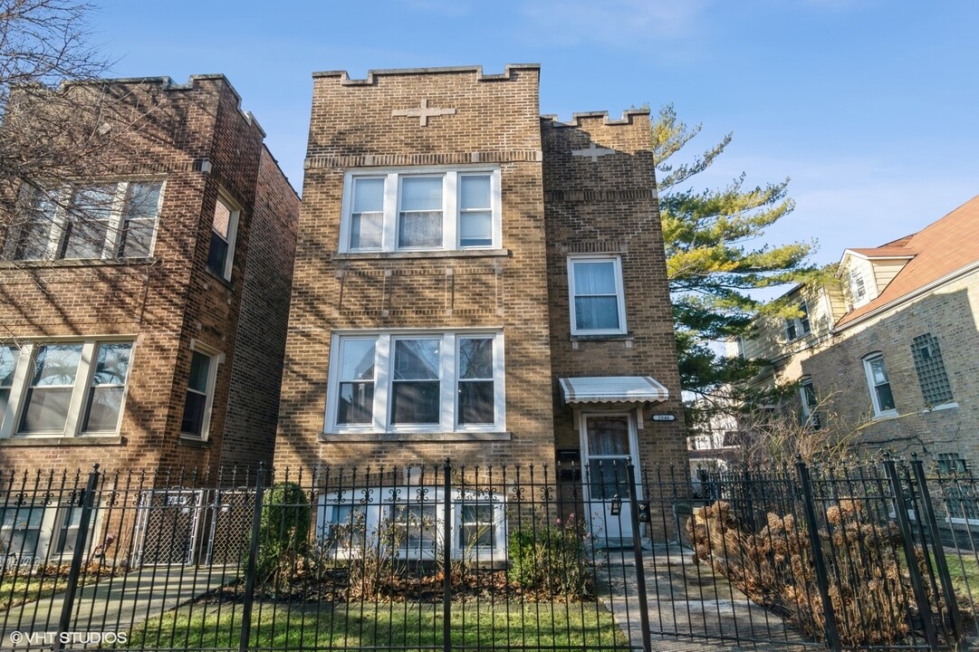 2846 N Ridgeway Ave in Chicago, IL - Building Photo