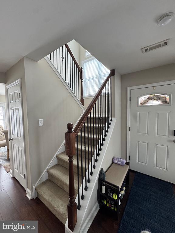 17 Parkview Way in Newtown, PA - Building Photo - Building Photo