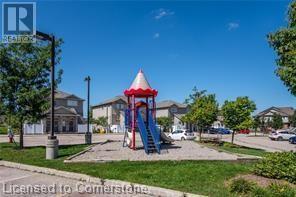 240 Westmeadow Dr in Kitchener, ON - Building Photo - Building Photo