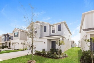 3678 Hardman Dr in Lake Wales, FL - Building Photo - Building Photo