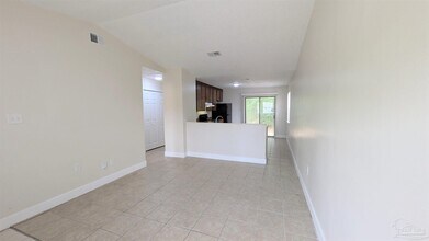 8264 Continental Ct in Pensacola, FL - Building Photo - Building Photo
