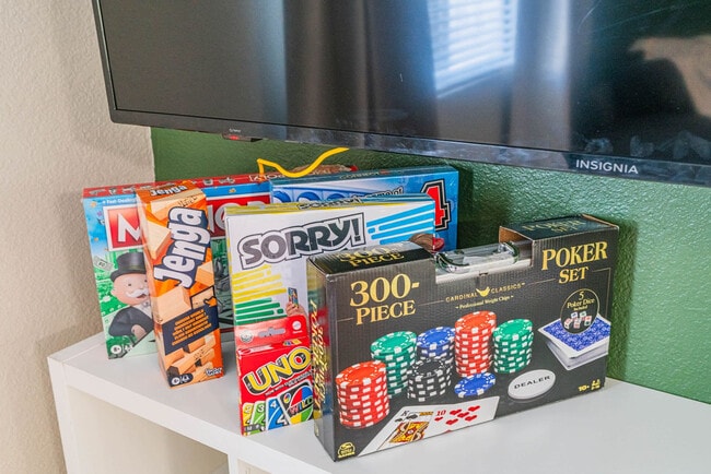 8550 E McDowell Rd in Scottsdale, AZ - Foto de edificio - Building Photo