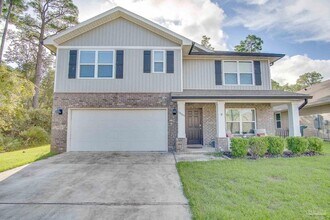 10589 Queens Gate Cir in Pensacola, FL - Building Photo - Building Photo