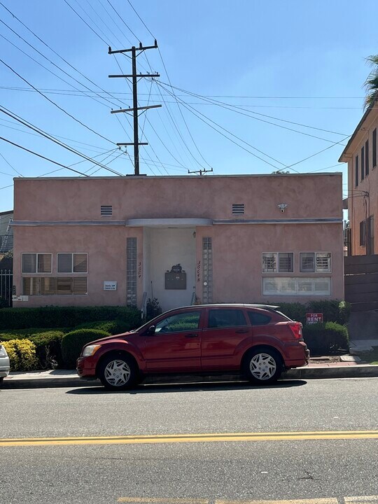 3664 W 54th St, Unit 3664 in Los Angeles, CA - Building Photo