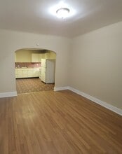 53 Parsonage St, Unit 4 in Pittston, PA - Building Photo - Building Photo