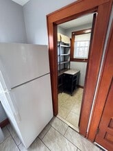 184 William St, Unit 2nd Floor in Perth Amboy, NJ - Building Photo - Building Photo