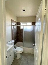 21619 Pioneer Blvd in Lakewood, CA - Building Photo - Building Photo