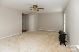 332 Rock Ridge Ln in Mount Holly, NC - Building Photo - Building Photo