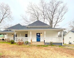209 Rome St in Bowdon, GA - Building Photo