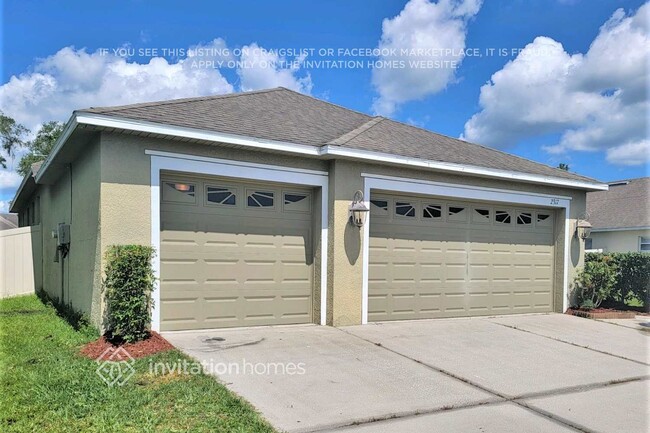 2317 Hamlet Cir in Lakeland, FL - Building Photo - Building Photo