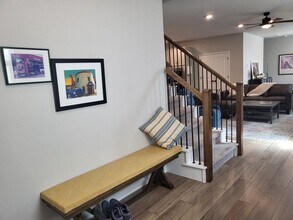 108 Blue Hibiscus Dr in Liberty Hill, TX - Foto de edificio - Building Photo