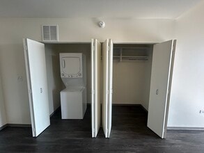 1877 N Milwaukee Ave, Unit 609 in Chicago, IL - Building Photo - Building Photo