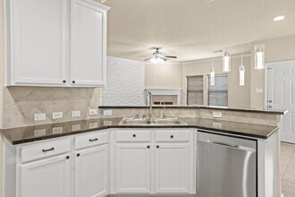 6034 Preserve Ln in Missouri City, TX - Building Photo - Building Photo